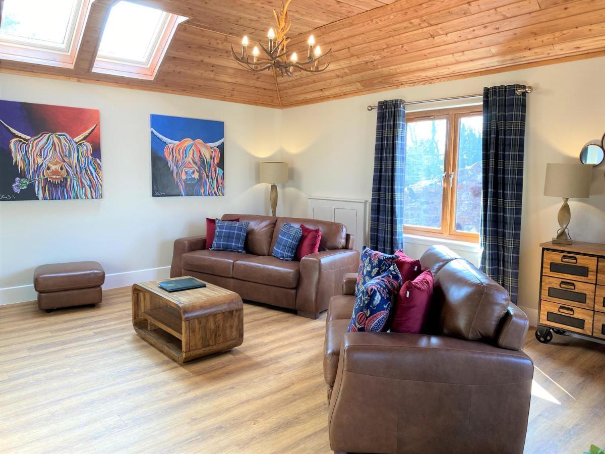 Pheasant Lodge With Hot Tub Forgandenny Extérieur photo