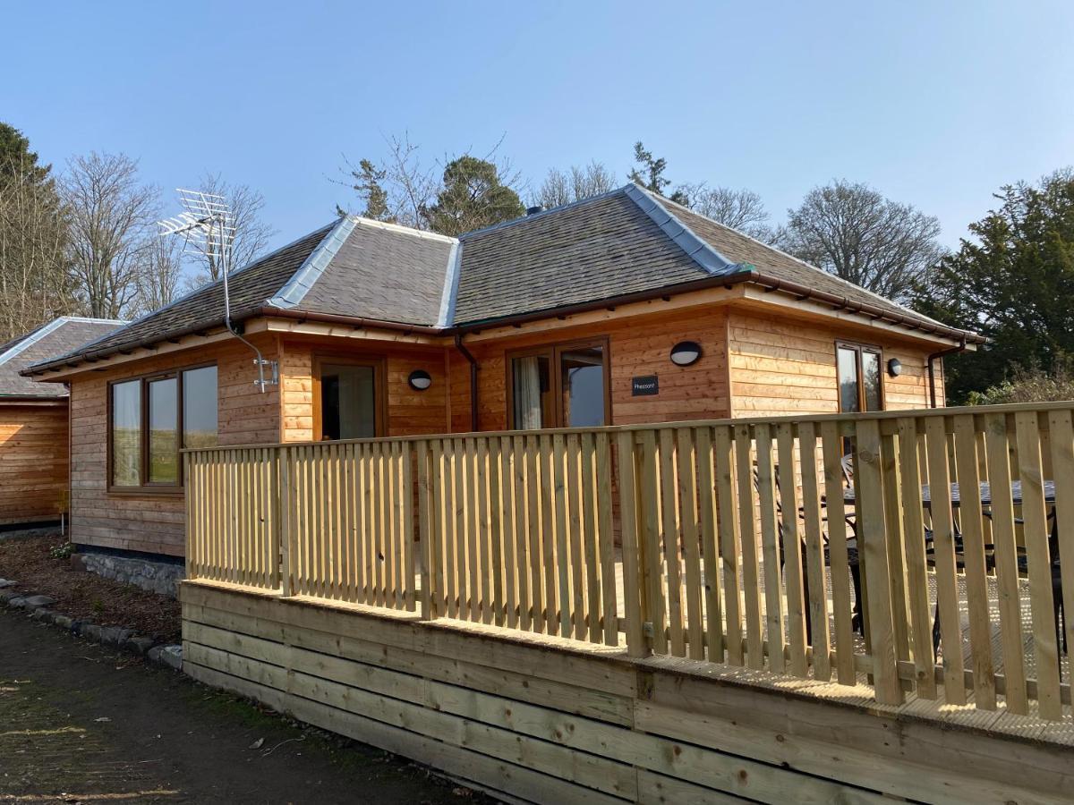 Pheasant Lodge With Hot Tub Forgandenny Extérieur photo